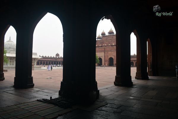 Buland Darwaza