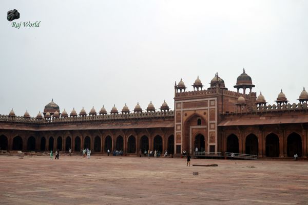 Buland Darwaza