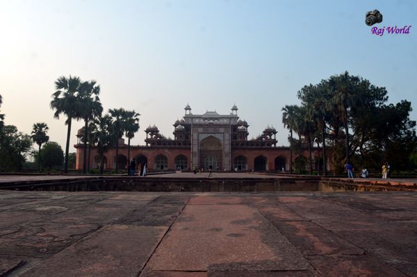 Tomb of Akbar