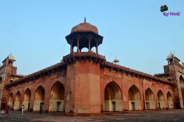 Tomb of Akbar