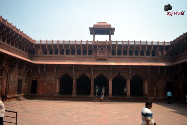 Jahangir Palace