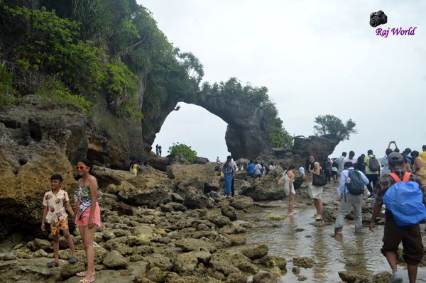 Natural bridge