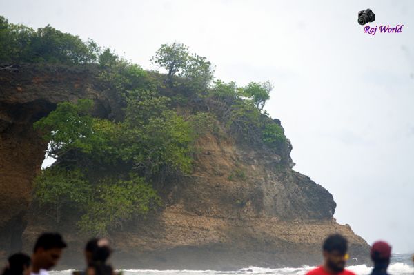 Natural bridge