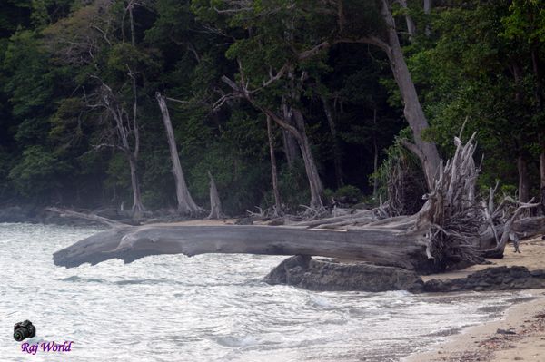 Munda Pahad Beach