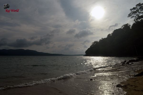 Munda Pahad Beach