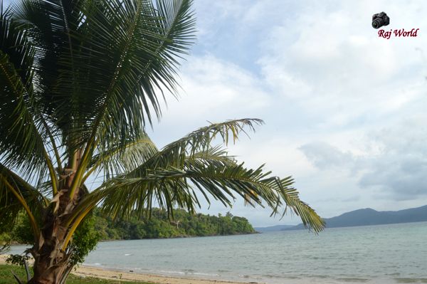 Munda Pahad Beach